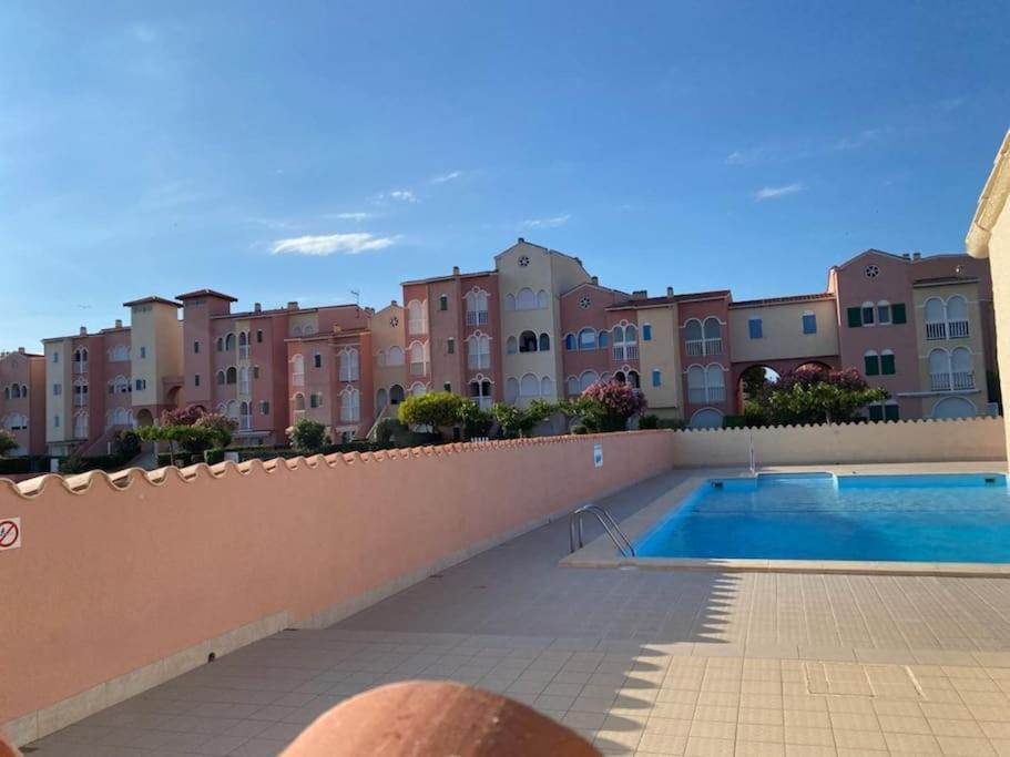 Superbe Studio Renove Avec Piscine Et Vue Marina Le Barcares Ngoại thất bức ảnh