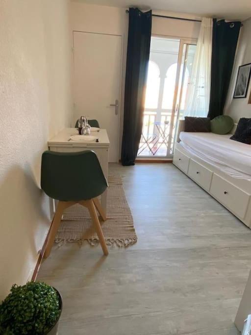 Superbe Studio Renove Avec Piscine Et Vue Marina Le Barcares Ngoại thất bức ảnh